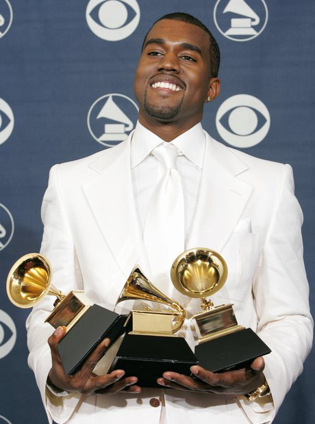 Đi tiểu lên cúp Grammy, ăn vạ các nghệ sĩ khác và khủng bố Twitter: Kanye West đang tự giết chết sự nghiệp âm nhạc của mình? - Ảnh 5.