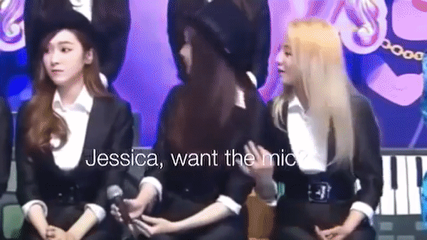 SNSD từng phớt lờ, coi Jessica như người tàng hình trên sân khấu, nữ idol bị cô lập ngay lúc cả nhóm chung vui nhận giải? - Ảnh 14.