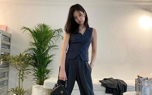 12 set đồ đen sang chảnh của sao Hàn: Hack dáng đỉnh cao, đố ai dám nói mặc màu đen là già