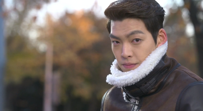 The Heirs hết từ lâu rồi nhưng giờ áo khoác của Choi Young Do lại hot quá là hot - Ảnh 1.