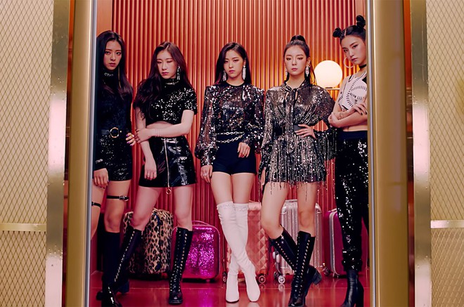 Nhóm nhạc vừa debut đã có bài hit: BLACKPINK lập kỉ lục PAK hiếm có nhưng “khủng” nhất vẫn là girlgroup từ JYP ẵm Daesang ngay bài đầu tiên - Ảnh 18.