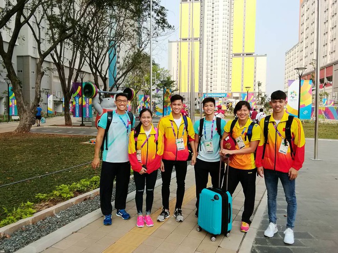 Nam thần Việt kiều của tuyển bơi lội Việt Nam dự SEA Games 30: Thạc sĩ kinh tế tại Mỹ, bụng 8 múi, biết nấu món Việt - Ảnh 13.