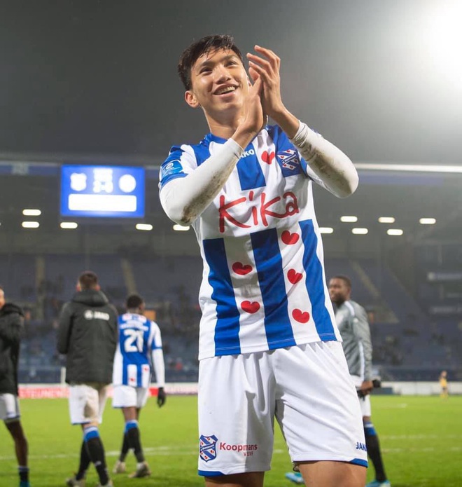 SC Heerenveen đối diện lịch thi đấu dày như SEA Games: Cơ hội cho Văn Hậu đã đến? - Ảnh 1.