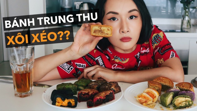 Có 1 vlogger mukbang tới 36 chiếc bánh Trung thu cùng lúc, Giang ơi và Dino Vũ cũng chưa vượt qua nổi con số này - Ảnh 1.