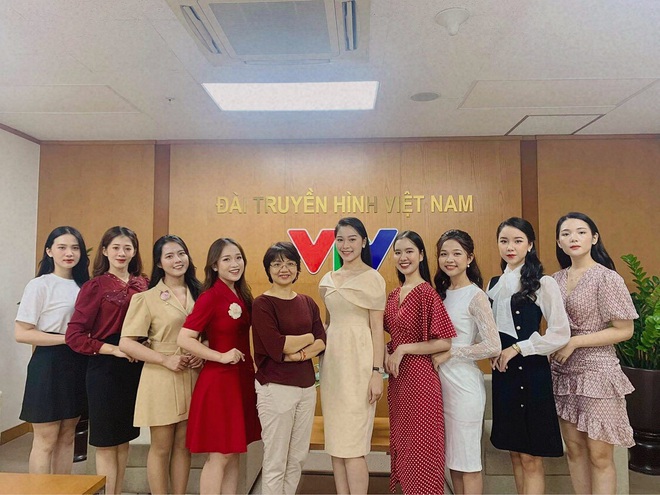Top 5 Hoa khôi trường Báo từ chối lời mời tham dự Hoa hậu, quyết thử sức với vị trí BTV tại Đài truyền hình Việt Nam - Ảnh 5.