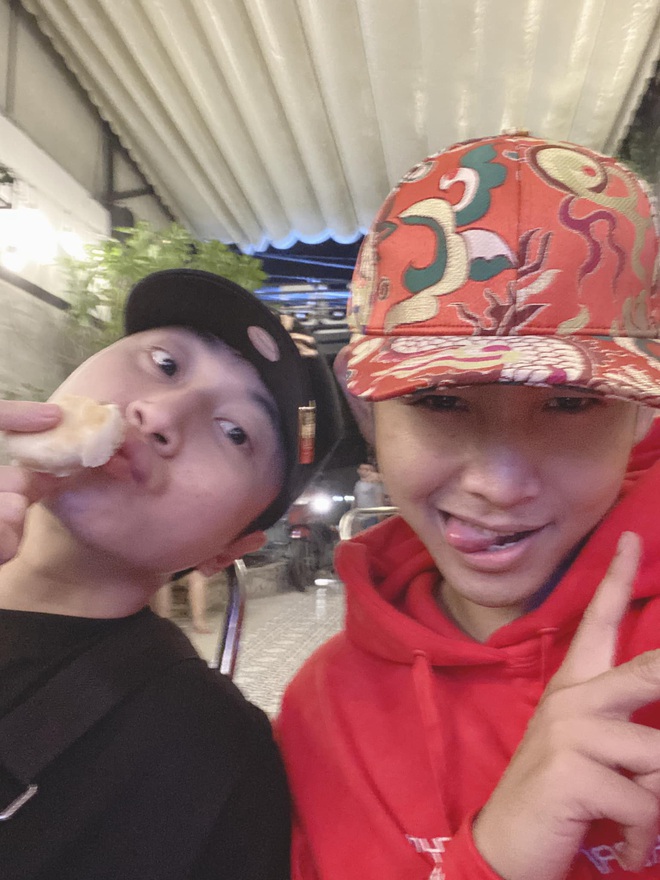 Vừa về đội Karik, Ricky Star đã cả gan bóc phốt thầy dù sợ béo nhưng tốc độ ăn quá nhanh quá nguy hiểm - Ảnh 3.