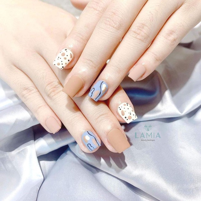 12 mẫu nail xinh hết nấc cho các cô gái “quẩy” 20/10, không làm thì phí lắm đây này - Ảnh 13.
