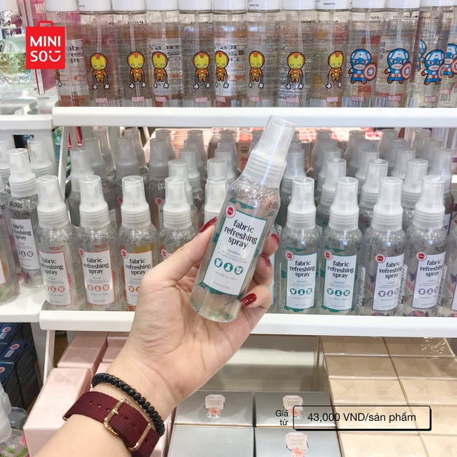 Cầm 100k vào Miniso mua được bao món hữu ích hay ho: Từ nước xịt vải siêu thơm đến cốc xinh to oạch - Ảnh 12.