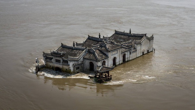 Việt Nam, Trung Quốc rồi Campuchia: Tại sao câu chuyện lũ lụt tại các quốc gia châu Á đang ngày càng trầm trọng? - Ảnh 1.