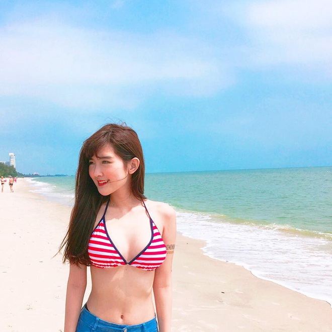 Ngắm vẻ đẹp tựa thiên thần của nữ streamer Thái, nhưng điều gây sốt lại là body quá nóng bỏng khi diện bikini - Ảnh 5.