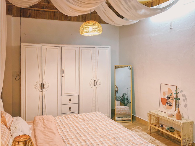Phòng ngủ bừa bộn lột xác thành không gian cực chill: Màn cải tạo ngoạn mục với số tiền siêu rẻ khiến ai nấy mê tít - Ảnh 4.