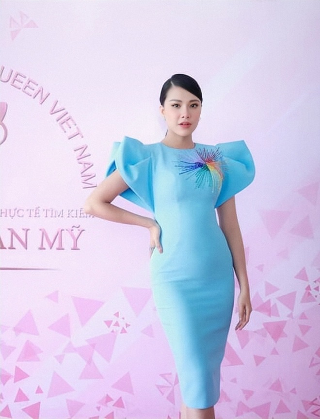 Á hậu Kim Duyên đi làm giám khảo nhưng netizen chỉ tập trung vào chiếc váy phản chủ - Ảnh 2.