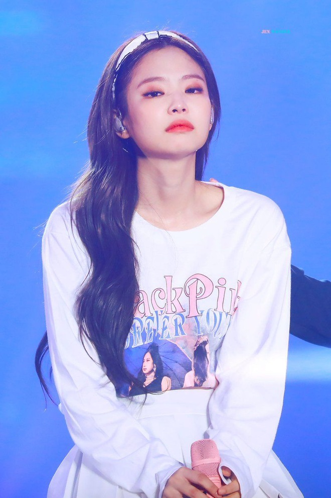 Jennie từng khóc nức nở đến nỗi không thể hát trong concert, hoá ra cứ nghe ca khúc này của BLACKPINK là yếu lòng? - Ảnh 3.