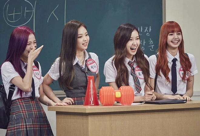 BLACKPINK xác nhận tái xuất Knowing Brothers, fan lập tức đào lại khoảnh khắc lầy lội 3 năm trước - Ảnh 1.