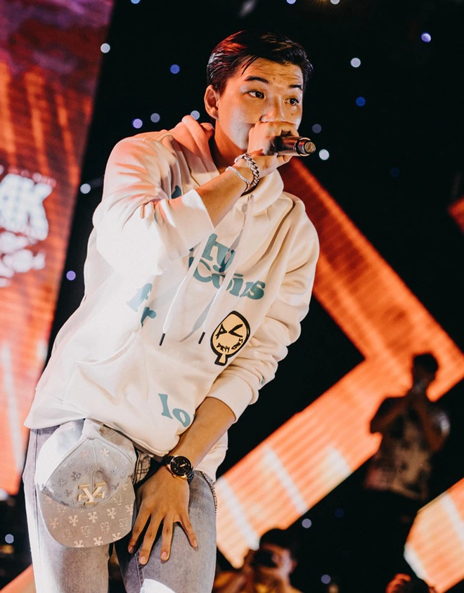 HIEUTHUHAI khẳng định: Việc tăng cát-xê của rapper là sự thật. Đó là sự tưởng thưởng xứng đáng cho nhạc Rap - Ảnh 1.