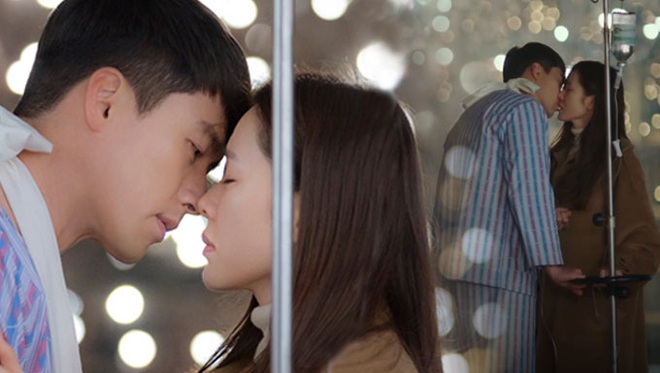 Valentine xem lại Crash Landing On You là chuẩn bài: Son Ye Jin - Hyun Bin tìm thấy nhau cả trên phim lẫn đời thực rồi! - Ảnh 5.
