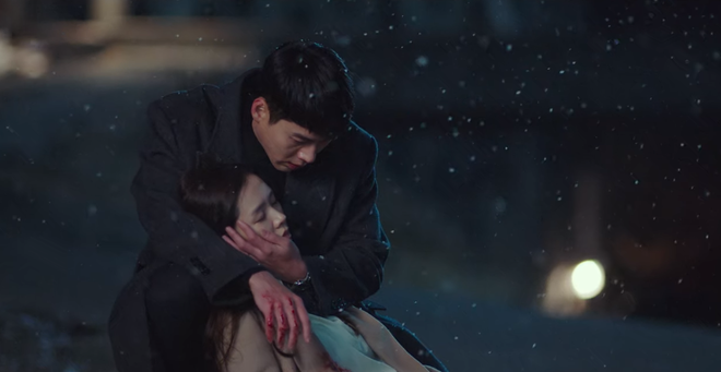 Valentine xem lại Crash Landing On You là chuẩn bài: Son Ye Jin - Hyun Bin tìm thấy nhau cả trên phim lẫn đời thực rồi! - Ảnh 9.