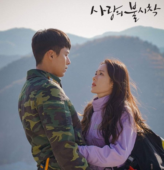 Valentine xem lại Crash Landing On You là chuẩn bài: Son Ye Jin - Hyun Bin tìm thấy nhau cả trên phim lẫn đời thực rồi! - Ảnh 11.