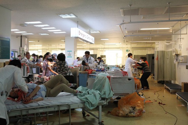 Điểm lại 11 tình tiết gay cấn nhất trong The Flu - phim về đại dịch cúm đình đám xứ Hàn - Ảnh 6.