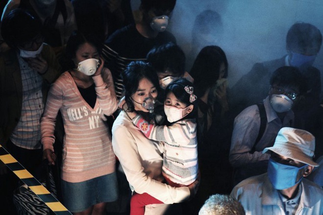 Điểm lại 11 tình tiết gay cấn nhất trong The Flu - phim về đại dịch cúm đình đám xứ Hàn - Ảnh 9.