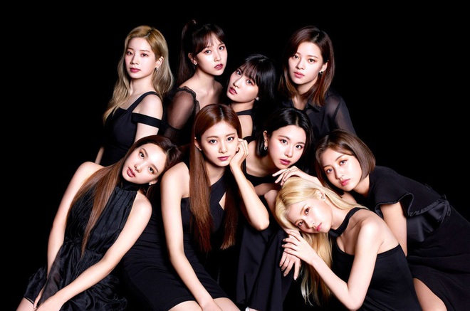 5 girlgroup Kpop huyền thoại do Knet chọn: Đối thủ 1 thời của SNSD “mất dạng”, TWICE và BLACKPINK gây tranh cãi xem ai xứng đáng hơn - Ảnh 9.