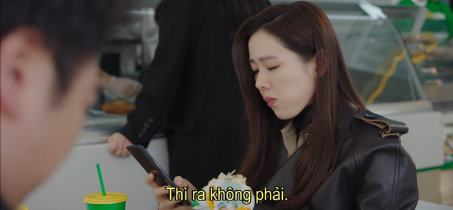 Hội tài phiệt Crash Landing on You và mọi nhân vật phụ đều dùng smartphone y hệt nhau: Một sự trùng hợp không hề nhẹ... - Ảnh 12.