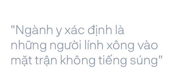 Các chiến sĩ nơi tâm dịch Vĩnh Phúc: Đi tắm, tháo nhẫn cưới ra mới nhớ sắp tới là kỷ niệm 10 năm ngày cưới - Ảnh 24.