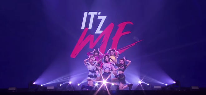 Cả một trời than thở với màn comeback của ITZY: Concept một màu, nhạc không ấn tượng, đến vũ đạo cũng nhàm, toàn cóp nhặt lại từ những hit trước - Ảnh 9.