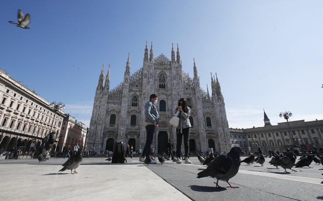 Italy sau lệnh phong tỏa: Cuộc sống chững lại, người dân cảm thấy sốc nhưng du khách vẫn muốn trải nghiệm khung cảnh im ắng lạ thường - Ảnh 3.