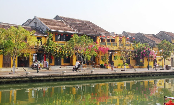 Phòng tránh dịch Covid-19, phố cổ Hội An tạm dừng bán vé tham quan phố cổ và hoạt động phố đi bộ - Ảnh 1.