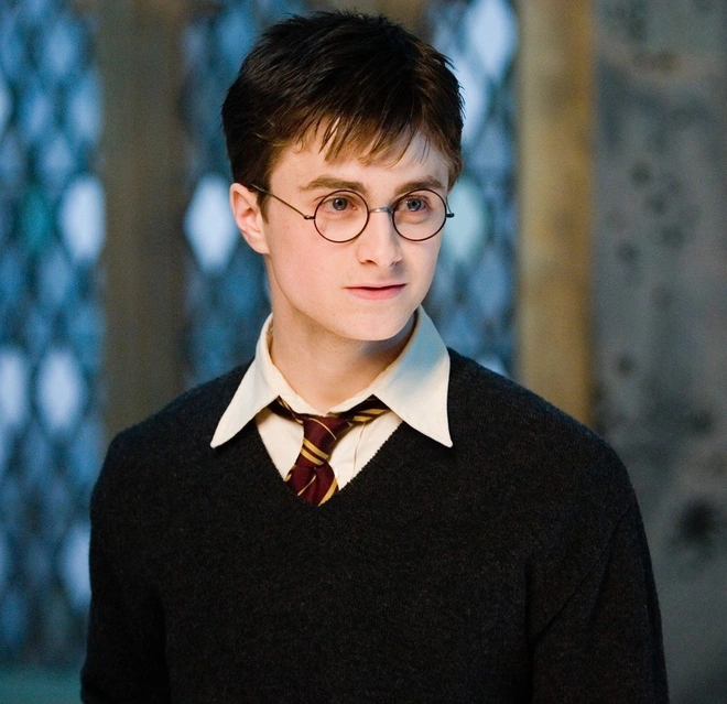Daniel Radcliffe đổ lỗi vì Harry Potter quá hot biến anh thành kẻ nghiện rượu, đóng bao nhiêu phim cũng mãi vô danh - Ảnh 4.