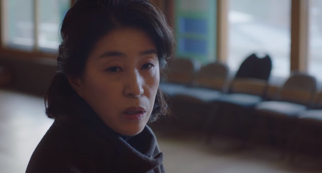 Câu chuyện đầu bạc tiễn đầu xanh rơi nước mắt trong phim của Kim Tae Hee: Không từ ngữ diễn tả được nỗi lòng mẹ mất con! - Ảnh 5.