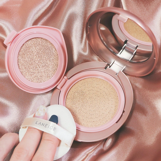 Review thật lòng 5 cushion từ rẻ đến đắt: Loại đáng đồng tiền bát gạo, loại “ngoài đắt trong xịt” tôi khuyên bạn cân nhắc kĩ khi mua - Ảnh 5.