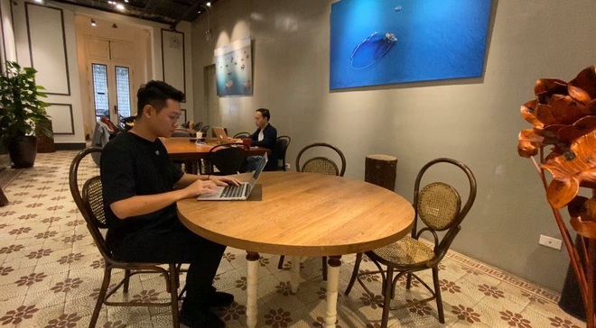 Hội làm việc ở nhà be like: Nếu không muốn thất nghiệp giữa mùa dịch ai cũng phải thích nghi, thủ vài tip để kịp vượt cám dỗ - Ảnh 3.