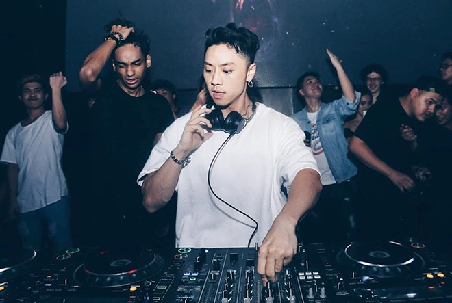 DJ nam thần hàng đầu Singapore phối lại Ghen Cô Vy theo công thức siêu đặc biệt: Vinahouse kết hợp với... sức mạnh bánh mì? - Ảnh 5.