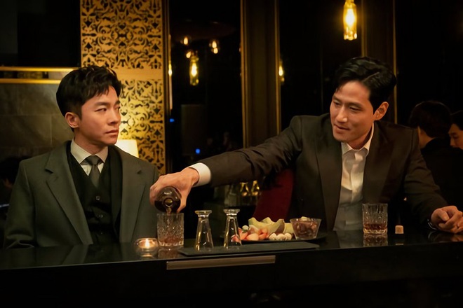Phim 19  Thế Giới Hôn Nhân: Màn tái xuất nóng bỏng của Kim Hee Ae, drama tiểu tam khiến chị em vừa xem đã muốn ở giá! - Ảnh 14.