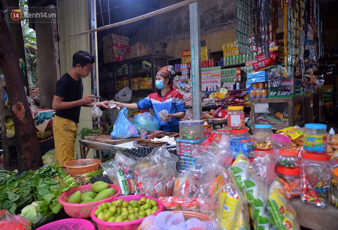 Bên trong xã Sơn Lôi khi chỉ còn vài giờ nữa chính thức được gỡ bỏ phong toả - Ảnh 12.