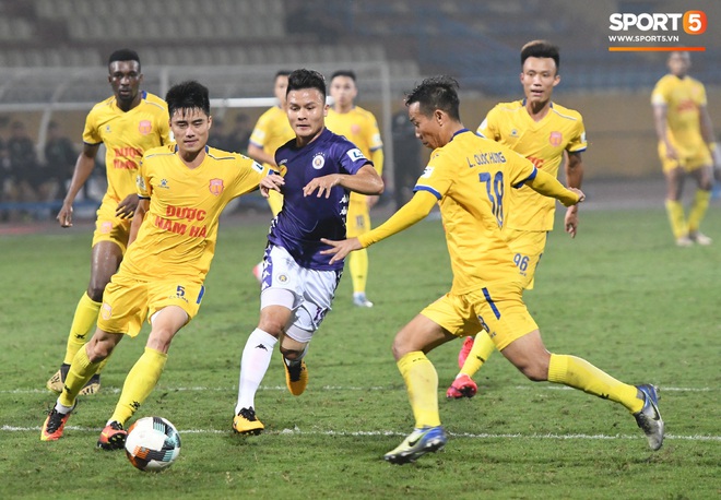 Nóng: V.League 2020 hoãn lần hai vì dịch Covid-19 - Ảnh 2.