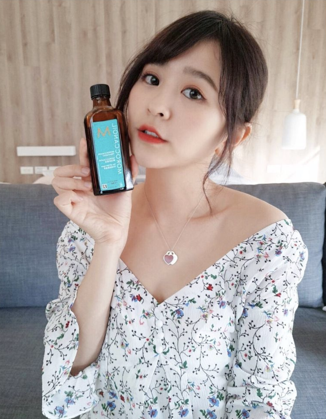 Chẳng chăm bẵm nhiều, tôi vẫn hóa giải được lời nguyền tóc rụng cả búi thành chỉ rụng 2 cọng/ngày chỉ nhờ một sản phẩm - Ảnh 5.