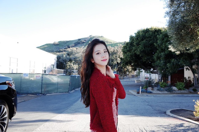 Nữ thần BLACKPINK vô tình thấy ảnh cũ và tiện đăng lên Instagram ai ngờ gây bão: Thể nào được gọi là Hoa hậu Hàn Quốc! - Ảnh 3.