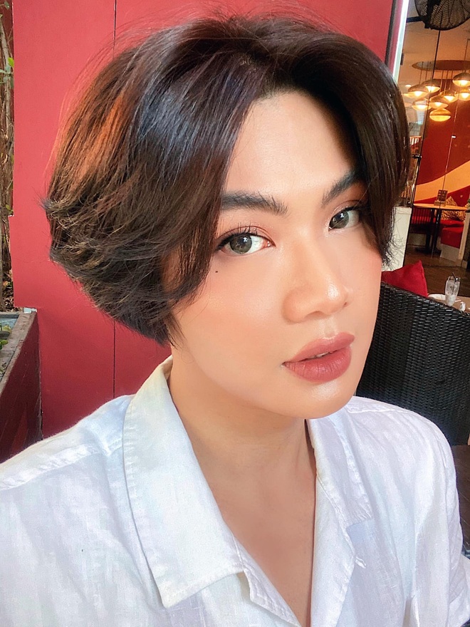 Đào Bá Lộc khoe ảnh make up sương sương ôm chồng đi ngủ, lộ luôn tủ búp bê khủng giá trị đến trăm triệu đằng sau - Ảnh 4.