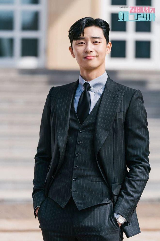 Ông chủ Danbam Park Seo Joon đúng là nam thần sân bay: Lúc như CEO đã giàu còn soái, khi đi dép xỏ ngón cũng ngầu như catwalk - Ảnh 1.