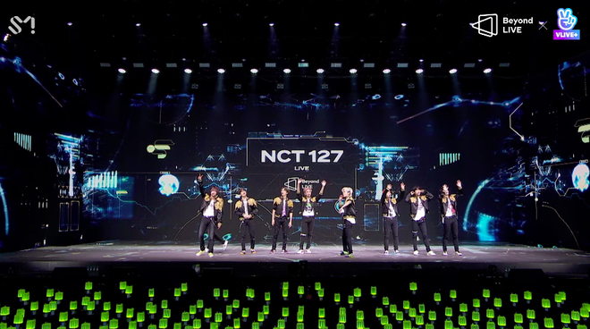 NCT 127 đu giàn giáo, múa cột, biểu diễn luôn ca khúc chưa phát hành tại concert online; áp dụng hình thức fancam cá nhân trực tiếp quá xịn xò! - Ảnh 1.