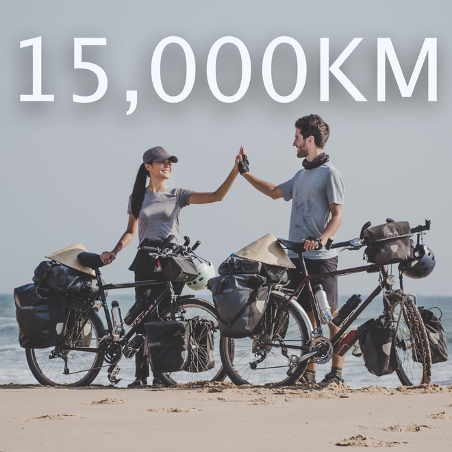 Cặp chồng Tây vợ Việt kết thúc 16.000km đạp xe từ Pháp về Việt Nam: Chặng cuối gian nan vì dịch bệnh Covid-19 - Ảnh 1.