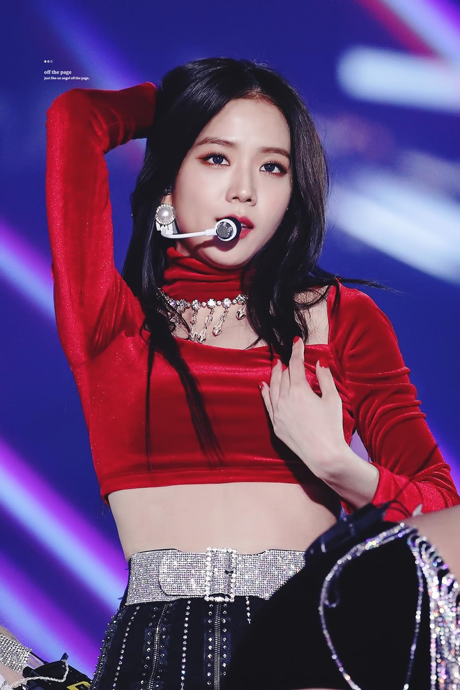 Loạt sân khấu có outfit gây bão của Jisoo (BLACKPINK): Phô diễn thần thái khi thực hiện vũ đạo, giúp chính chủ all-kill mọi concept từ girlcrush tới bánh bèo - Ảnh 11.