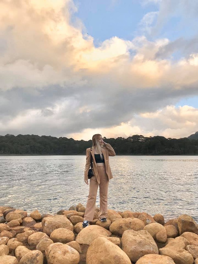 Gái xinh Sài Gòn diện toàn đồ hiệu giá sida, ai chưa biết cách săn hàng si như này tốn cả mớ tiền vẫn mặc chán - Ảnh 8.