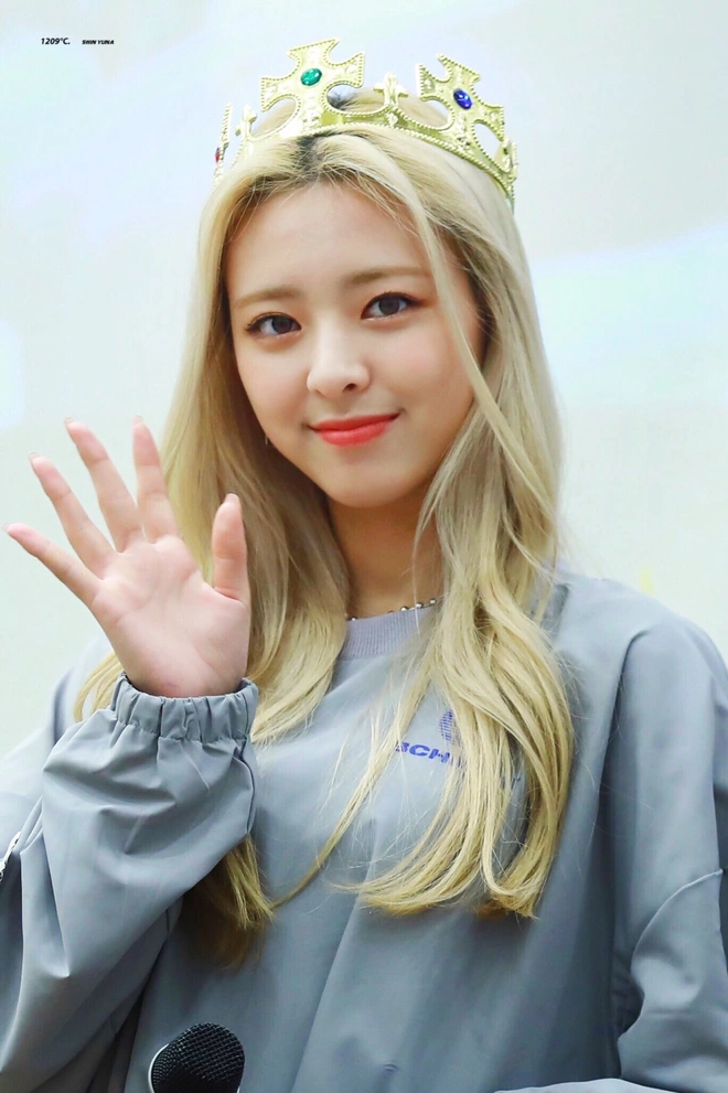 Tổ hợp idol Kpop cùng tên: Nam idol tên y hệt V (BTS) nhưng khác 1 trời 1 vực, nhóm Jisoo - Sooyoung gây choáng - Ảnh 11.