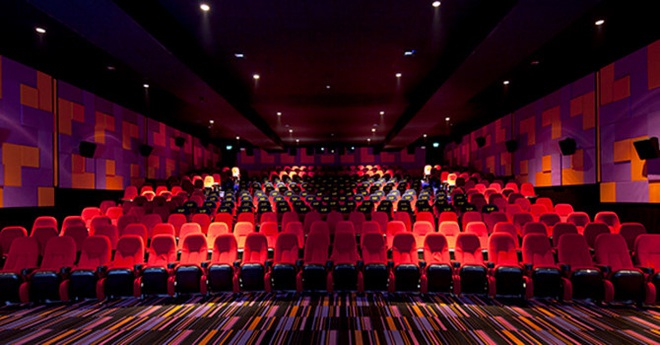 Hai tỉnh thành đầu tiên của Việt Nam công bố lịch mở cửa rạp chiếu phim hậu giãn cách xã hội - Ảnh 1.