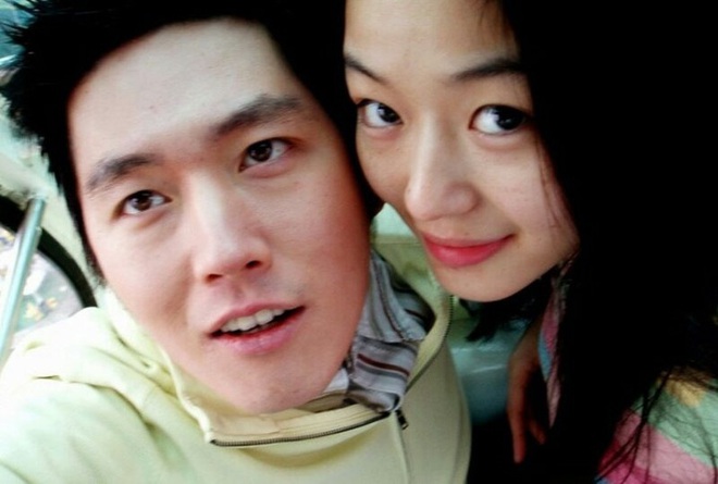 Những bức selfie siêu hiếm của minh tinh Hàn: Jeon Ji Hyun - Park Shin Hye tưởng lộ người yêu, Son Ye Jin cực tình bên ai kia? - Ảnh 6.