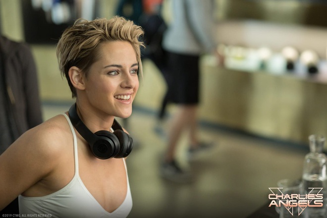 Chán làm điệp viên siêu ngầu, bạn gái ma cà rồng Kristen Stewart hóa thân thành công nương Diana ở phim mới - Ảnh 8.